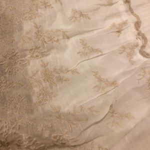 Abercrombie & Fitch Skirts - White flowy skirt Abercrombie & Fitch Skirts - White flowy skirt
